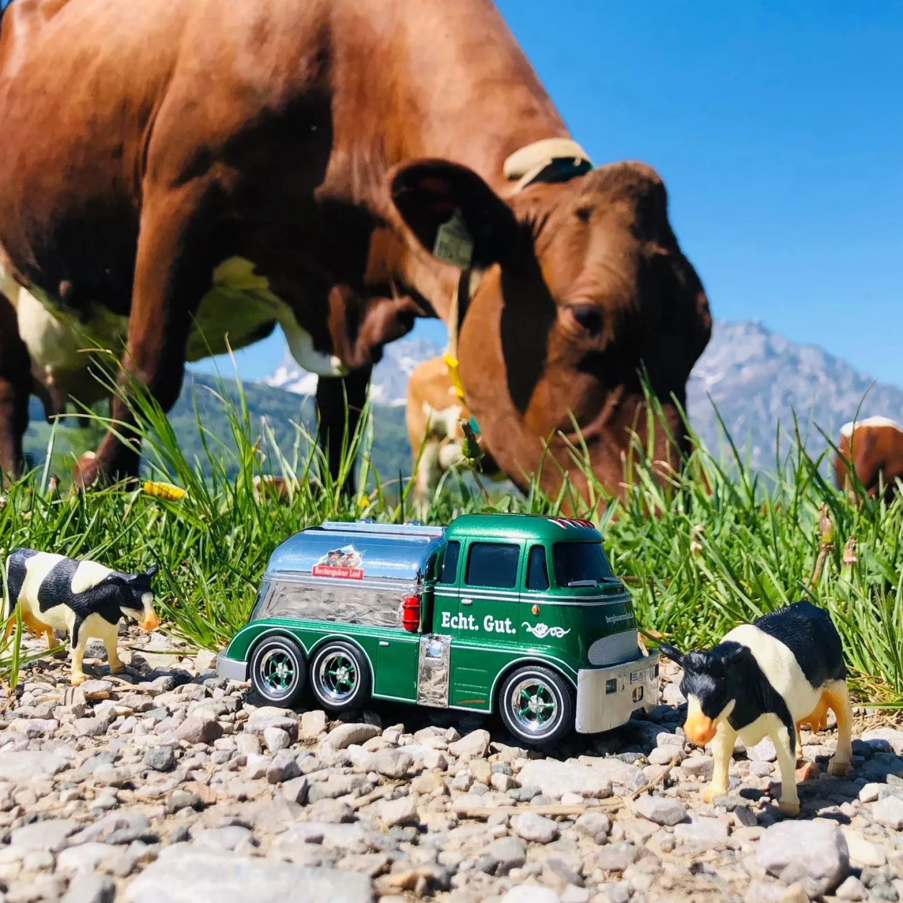 Carrera Tanker "Berchtesgadener Land"