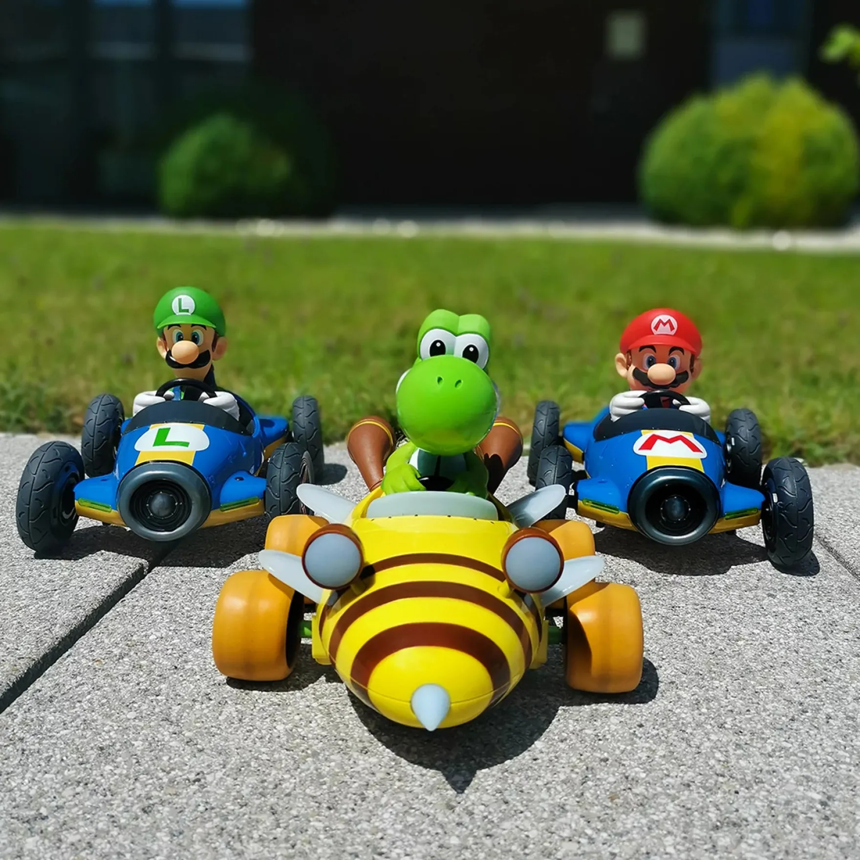 2,4GHz Mario Kart™ Bumble V, Yoshi