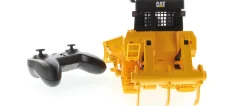 1:24 RC Cat® AT D7E Track Type Tractor