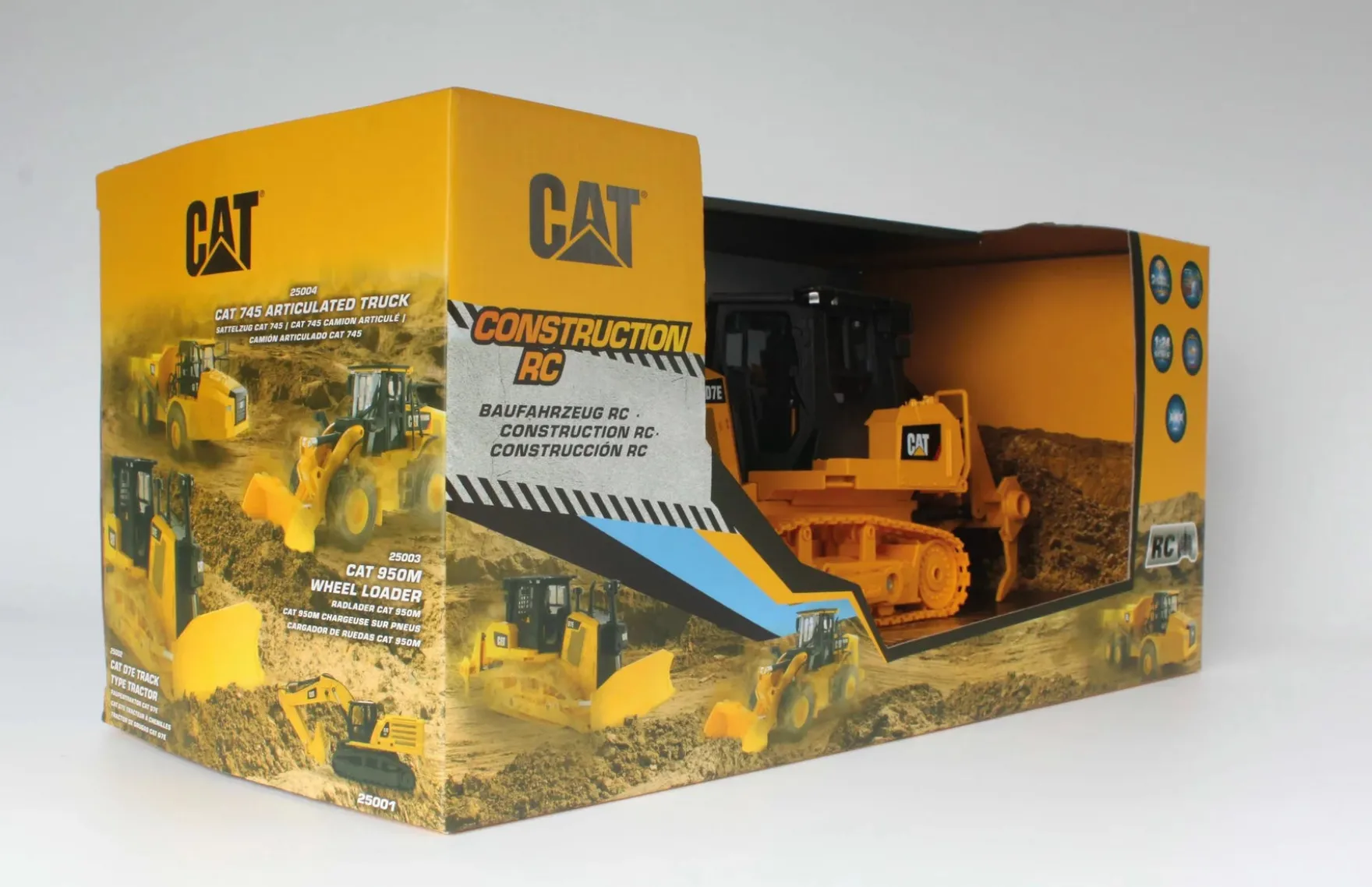 1:24 RC Cat® AT D7E Track Type Tractor