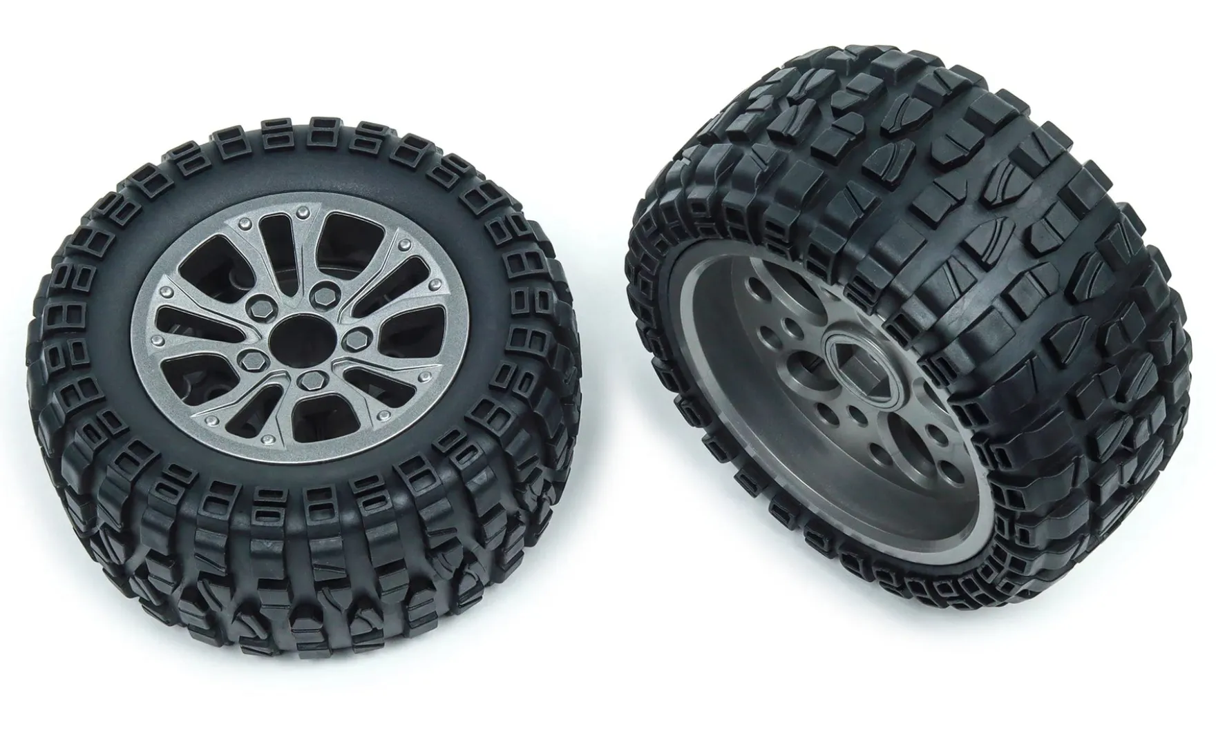 Set of 2 tires incl. Rims